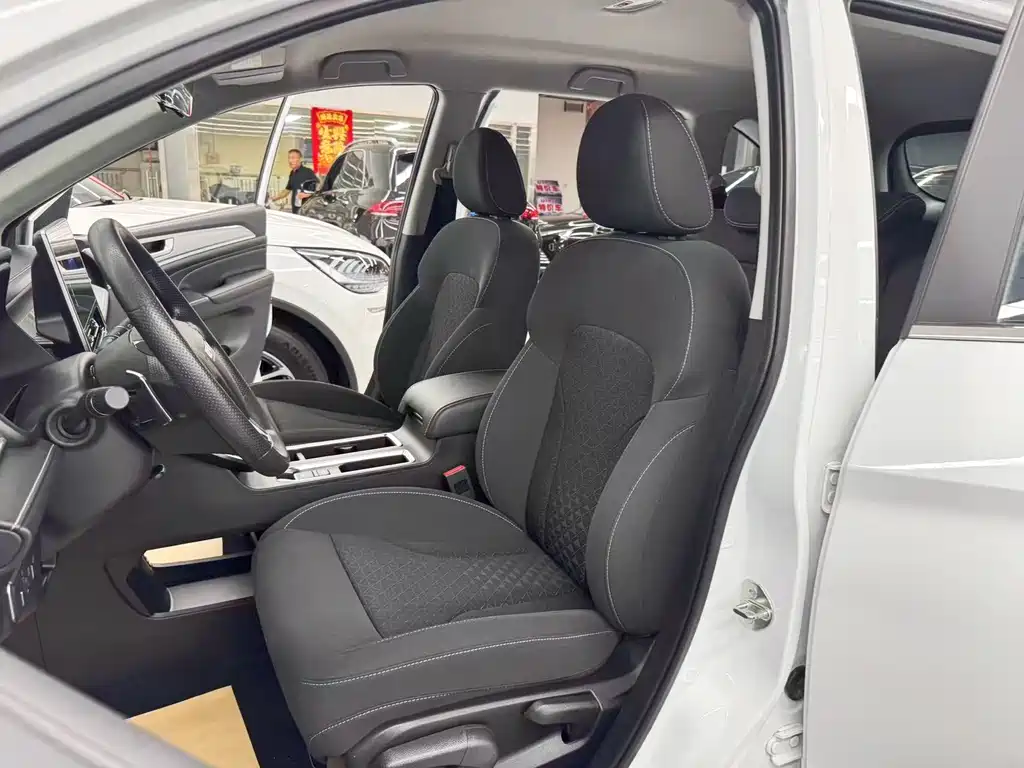Haval M6 — миниатюра 14