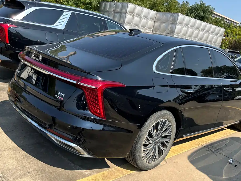 Hongqi Hongqi H5 — миниатюра 9