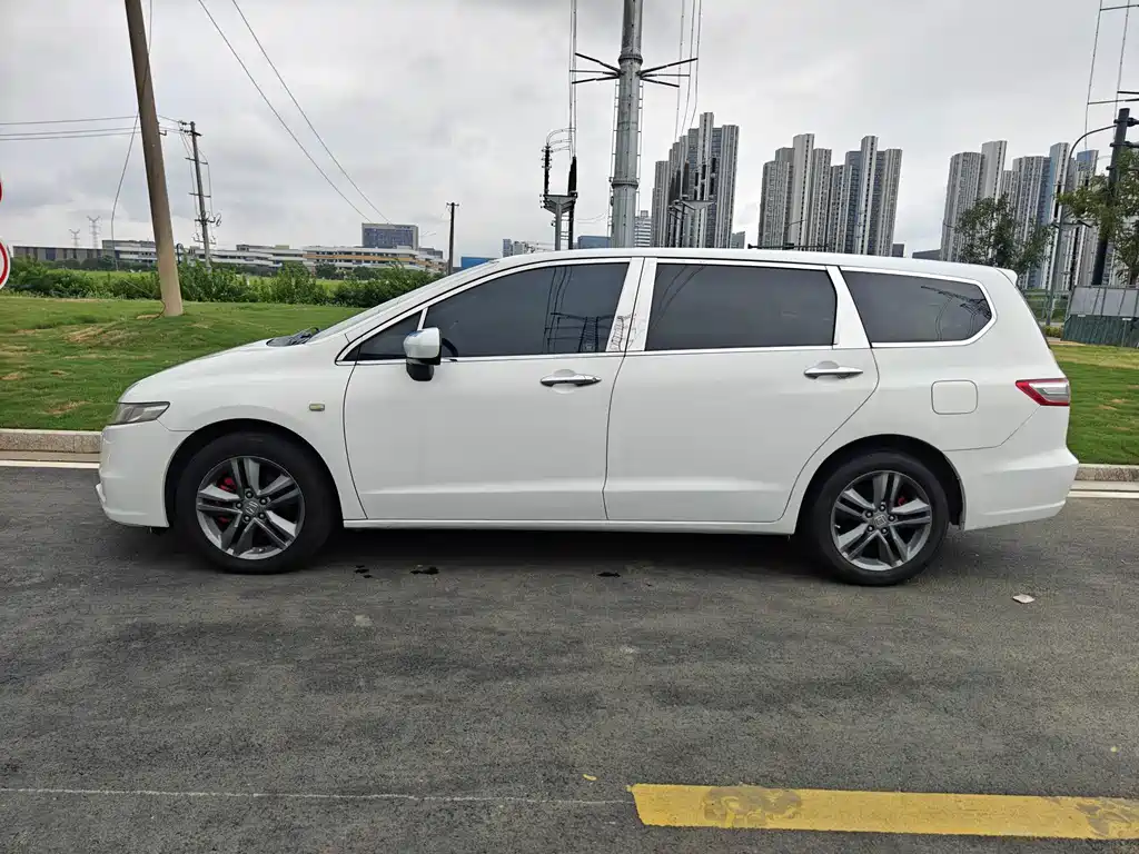 Honda Odyssey — миниатюра 4