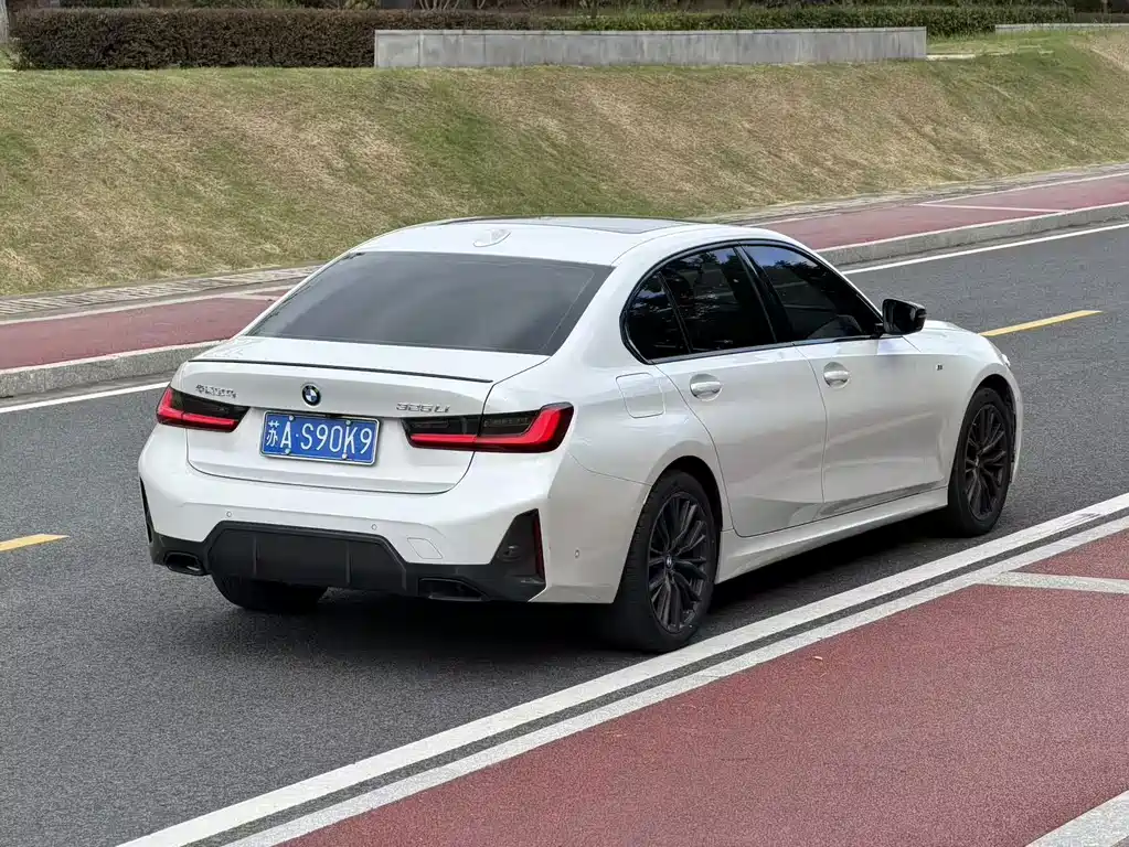 BMW 3 Series — миниатюра 4