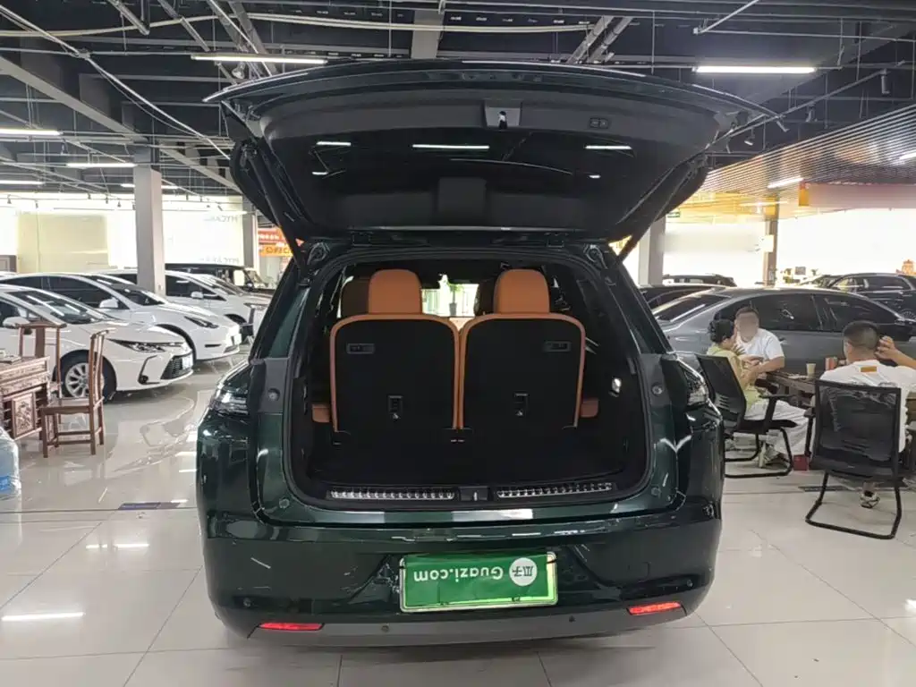 Li Auto Li L8 — миниатюра 19