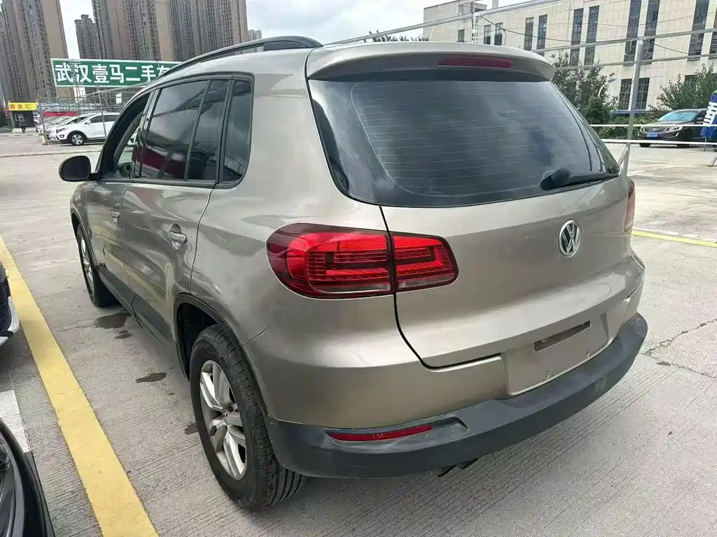 Volkswagen Tiguan — миниатюра 8