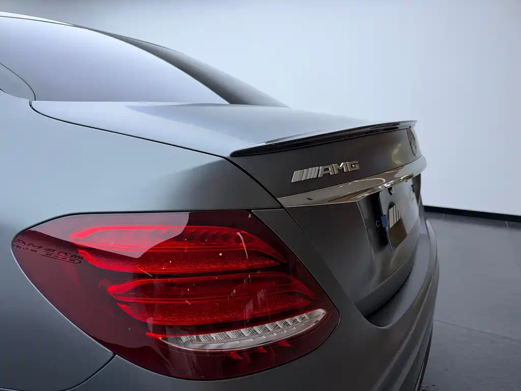 Mercedes-Benz E-Class AMG — миниатюра 6