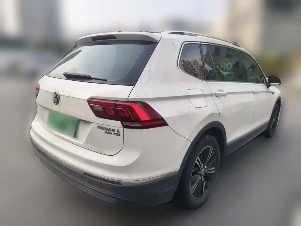 Volkswagen Tiguan L — миниатюра 8