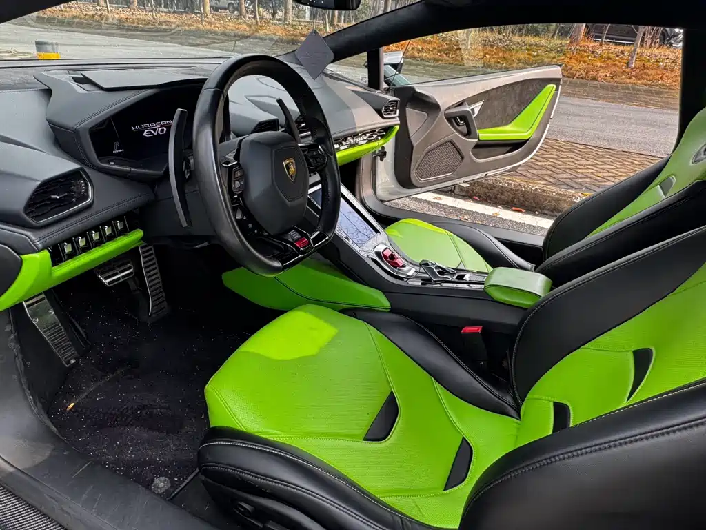 Lamborghini Huracán — миниатюра 3