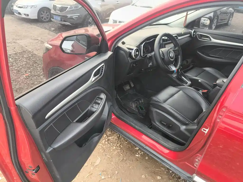 MG ZS — миниатюра 12