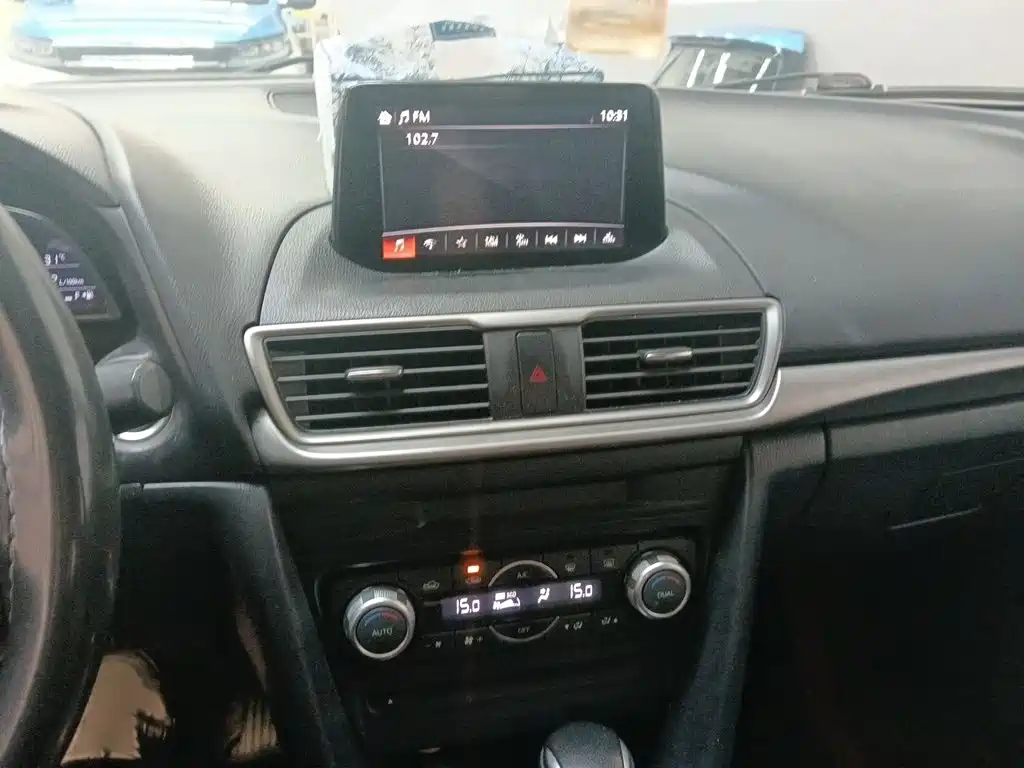 Mazda 3 Axela — миниатюра 6