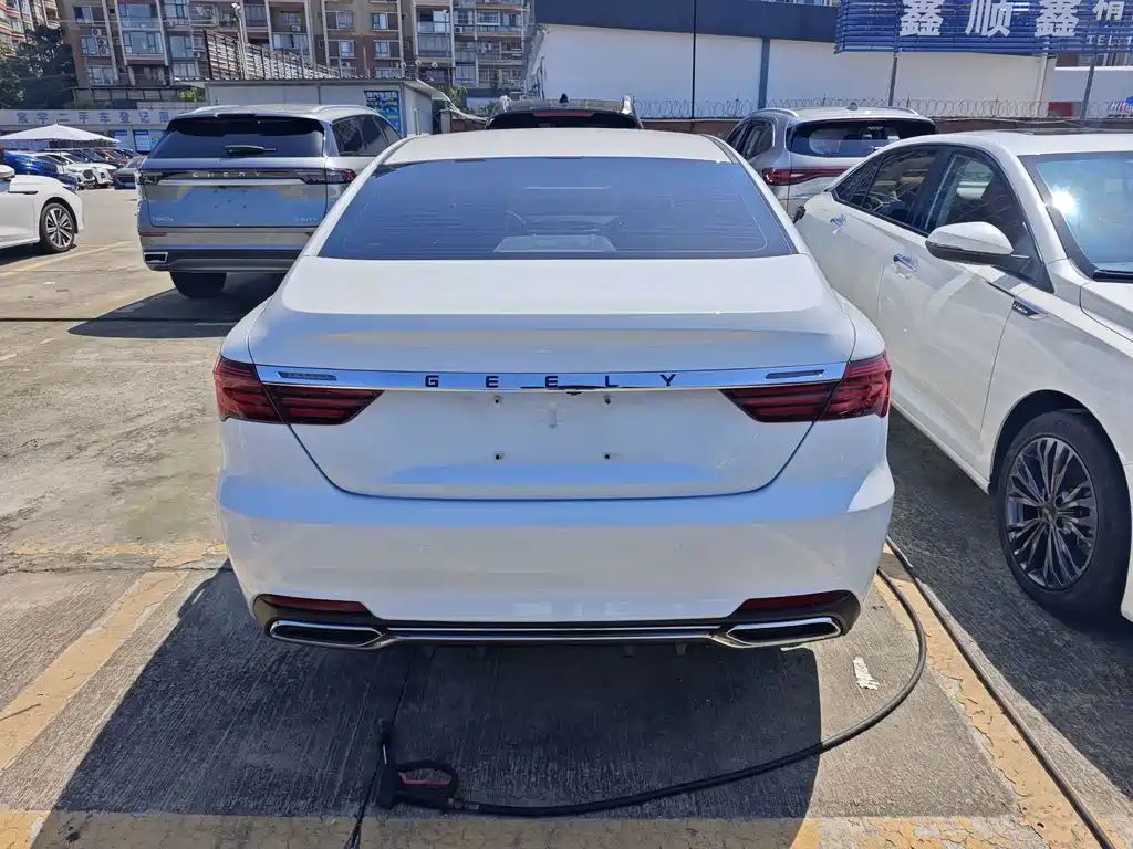 Geely Binrui — миниатюра 15