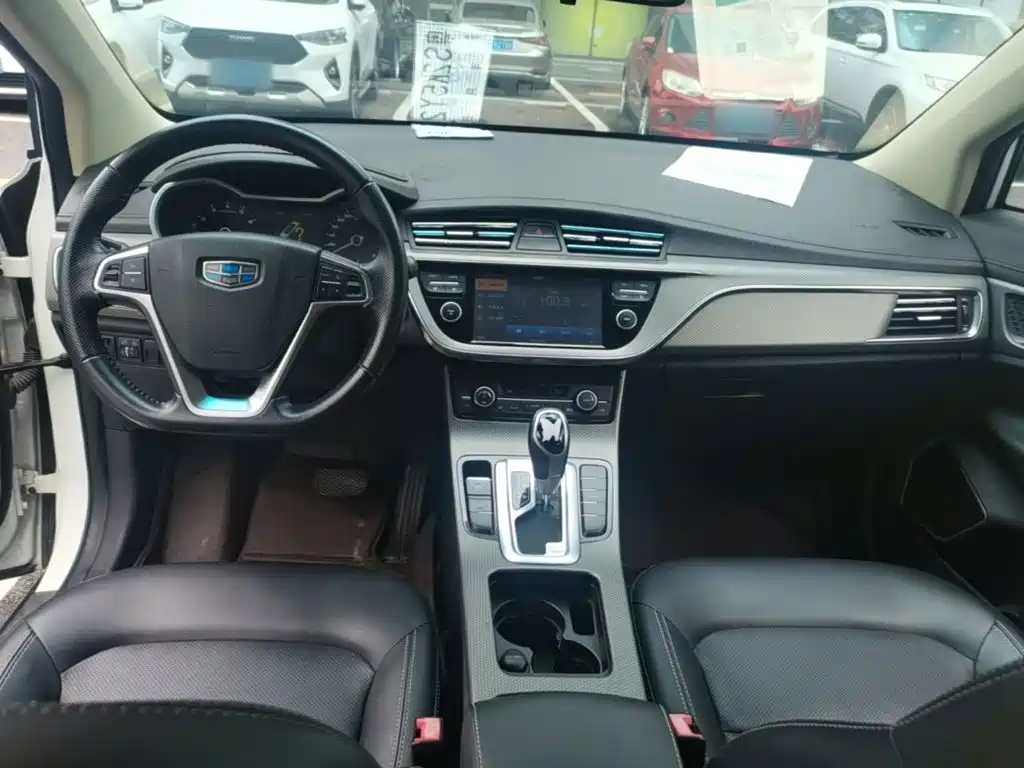 Geely Emgrand GS — миниатюра 10