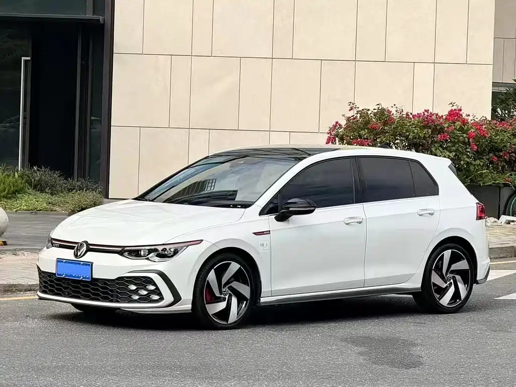 Volkswagen Golf GTI 2022