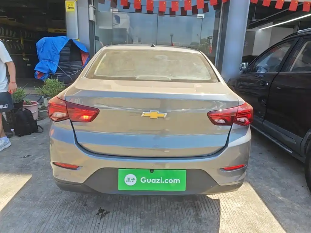Chevrolet Cavalier — миниатюра 6