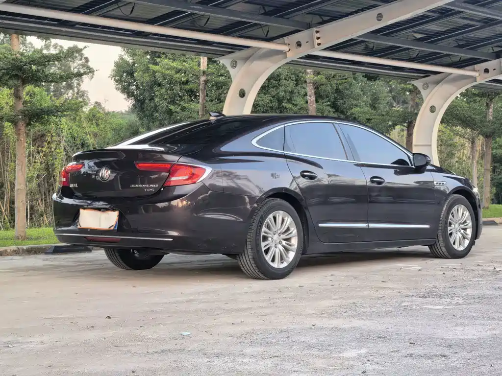 Buick LaCrosse — миниатюра 4