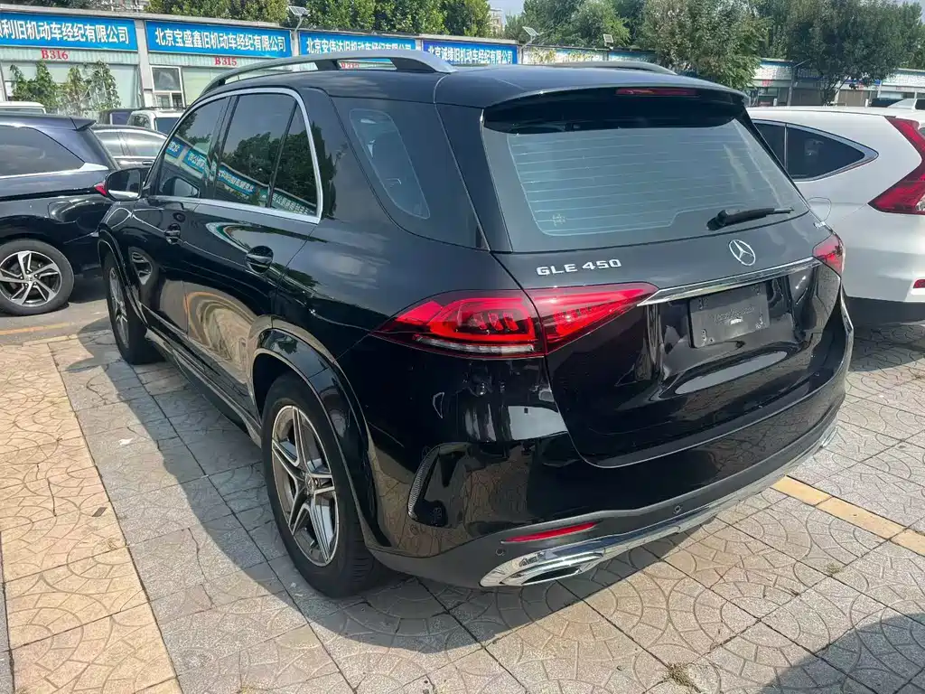 Mercedes-Benz GLE (Import) — миниатюра 4