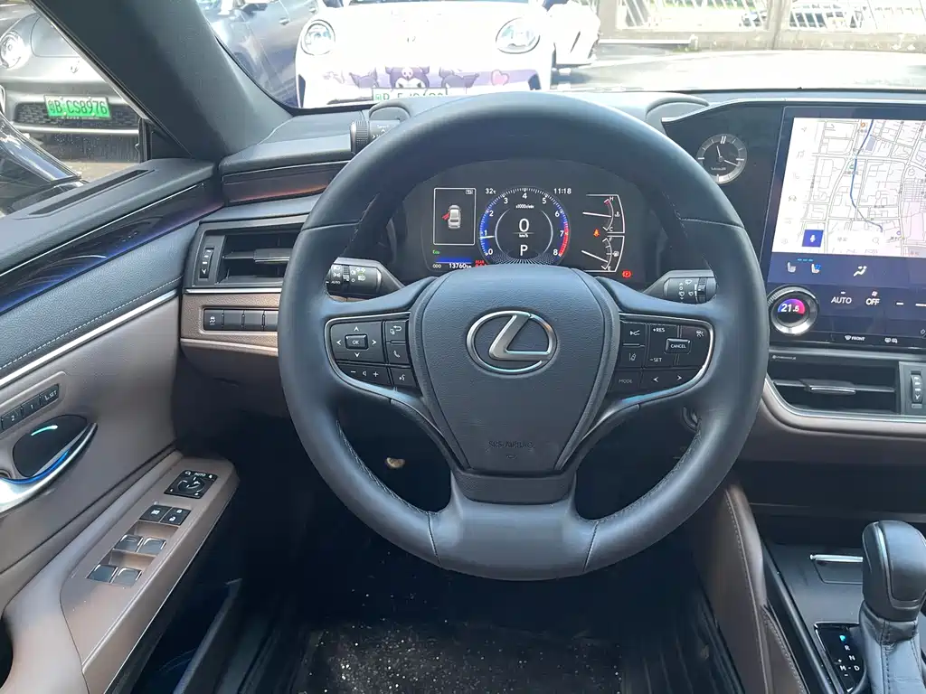 Lexus ES 2025 200 Premium