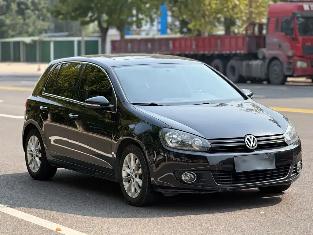 Volkswagen Golf — миниатюра 3