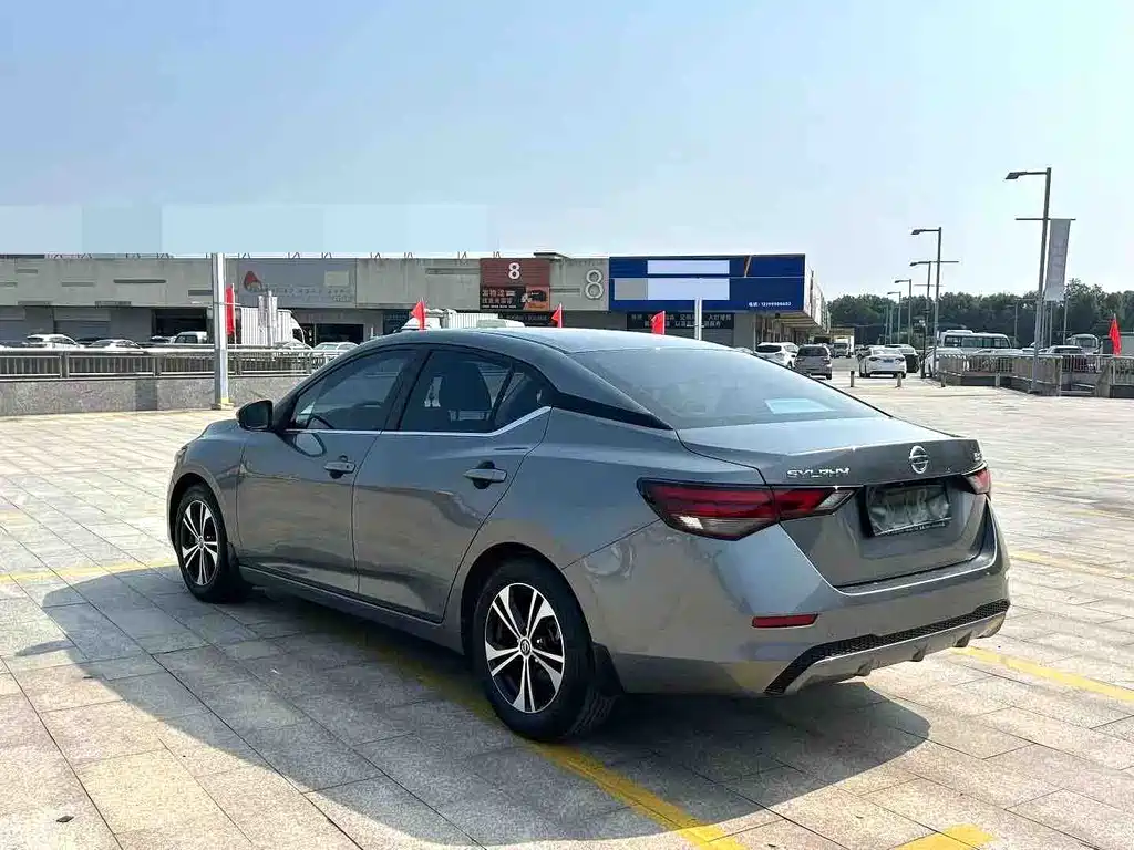 Nissan Sylphy — миниатюра 9