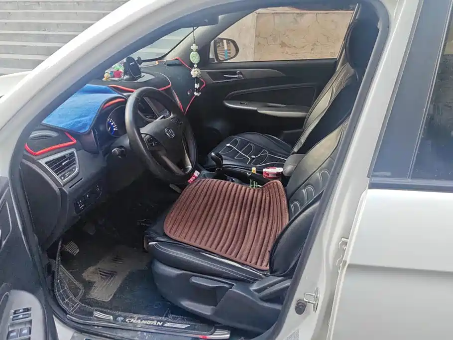 Changan CS35 — миниатюра 9