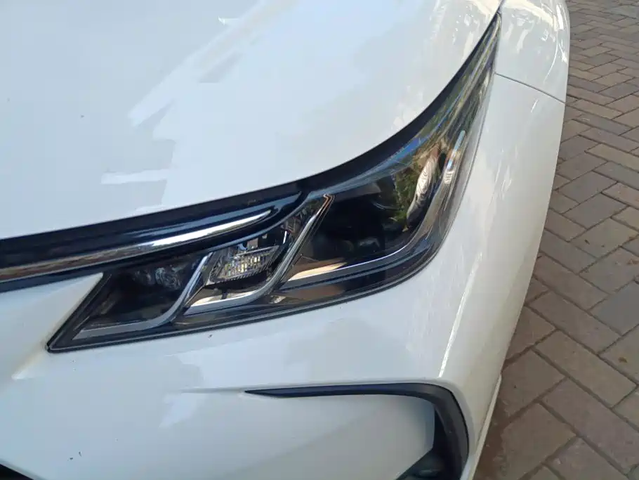 Toyota Corolla — миниатюра 5