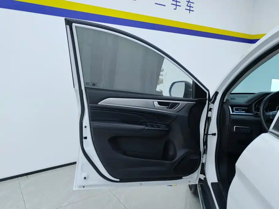 Haval M6 — миниатюра 7