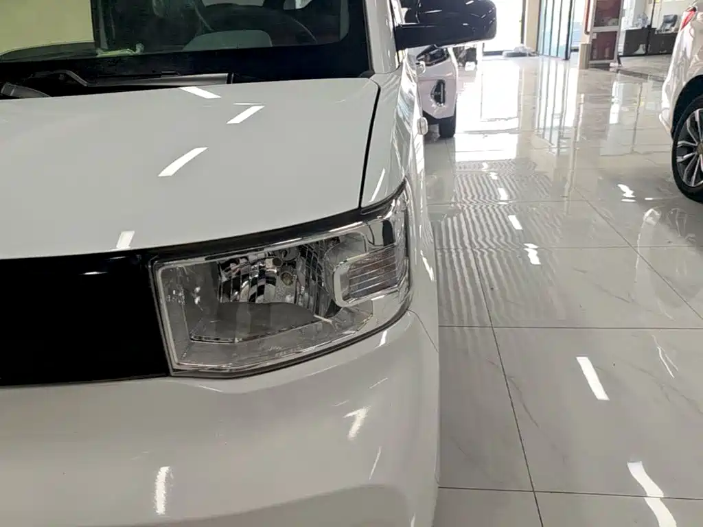 Wuling MINIEV — миниатюра 24