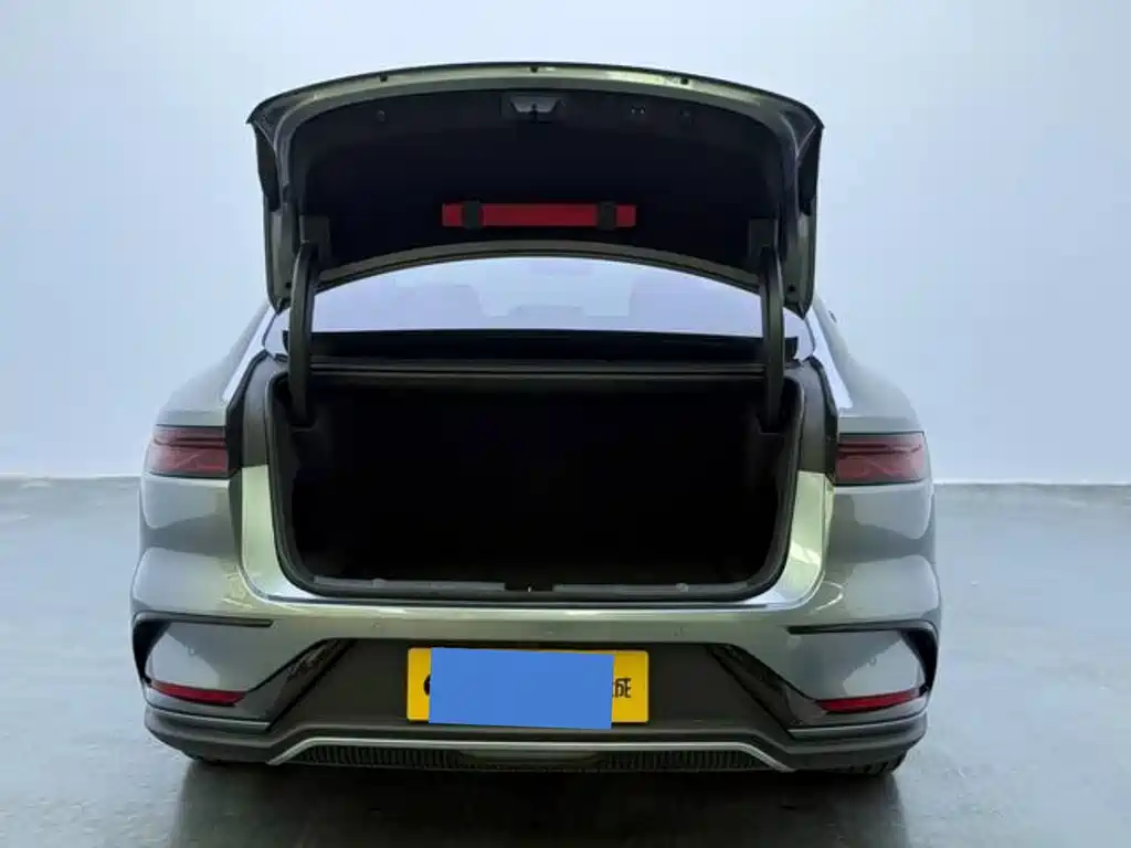 BYD Han — миниатюра 18