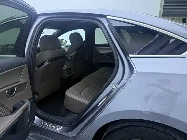 BYD Han — миниатюра 14