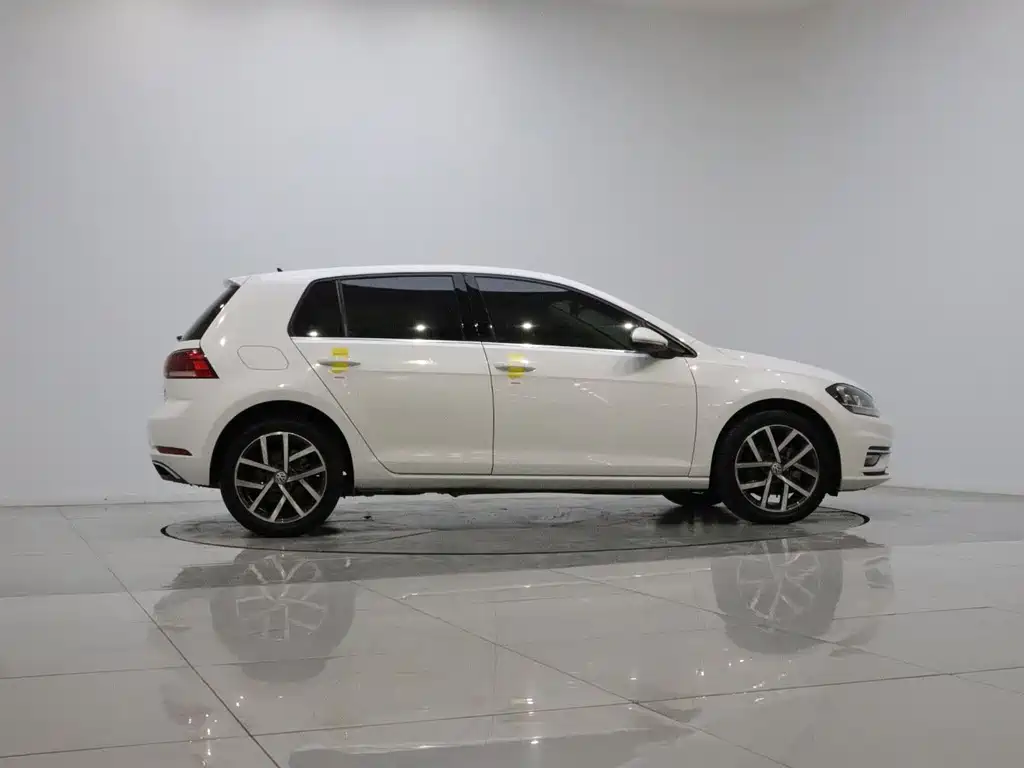 Volkswagen Golf — миниатюра 8