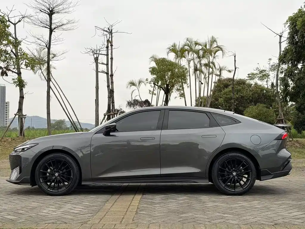 Changan UNI-V — миниатюра 11