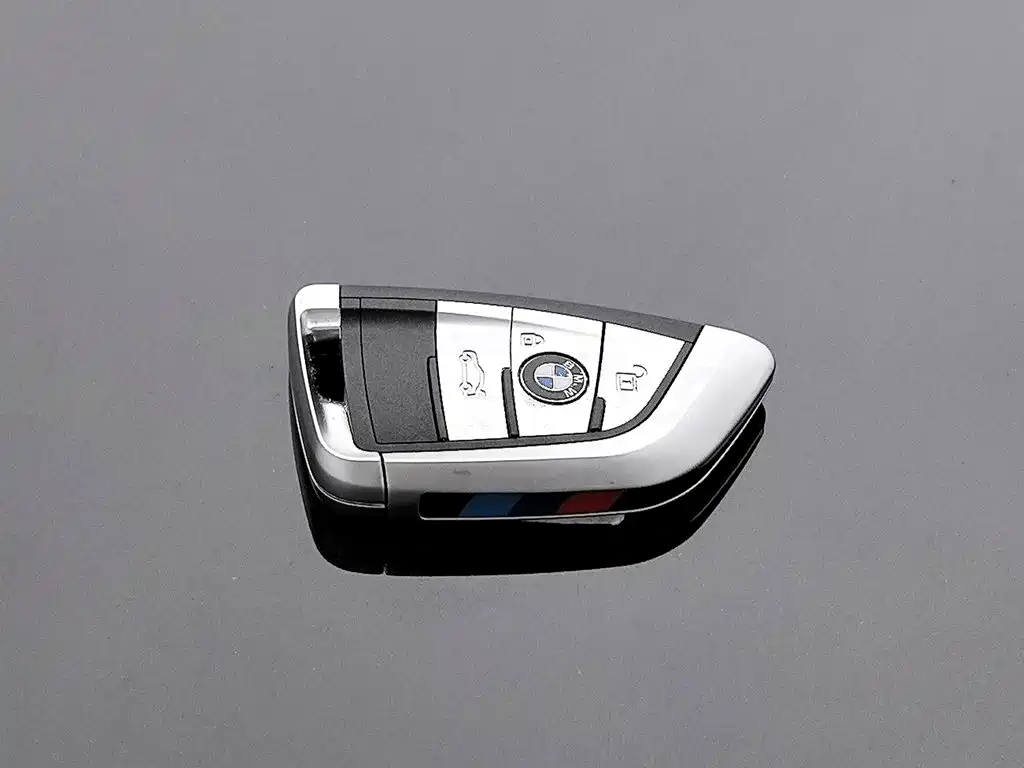 BMW X6 — миниатюра 19
