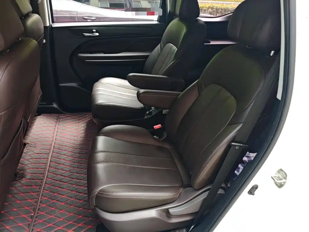 GAC Motor Trumpchi M6 — миниатюра 17