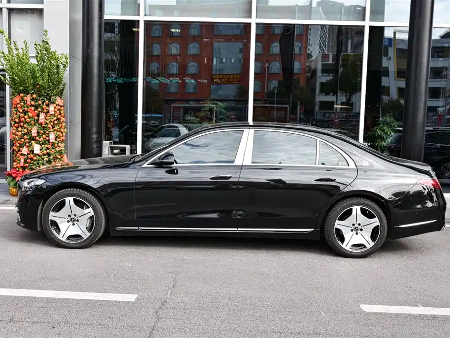MERCEDES-BENZ S CLASS