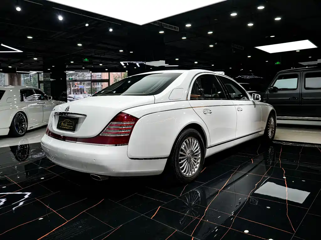 Mercedes-Benz Maybach 2012 5.5T 57