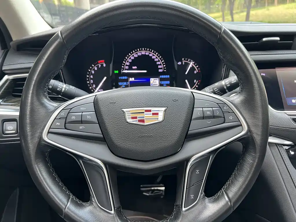 Cadillac XT5 — миниатюра 17