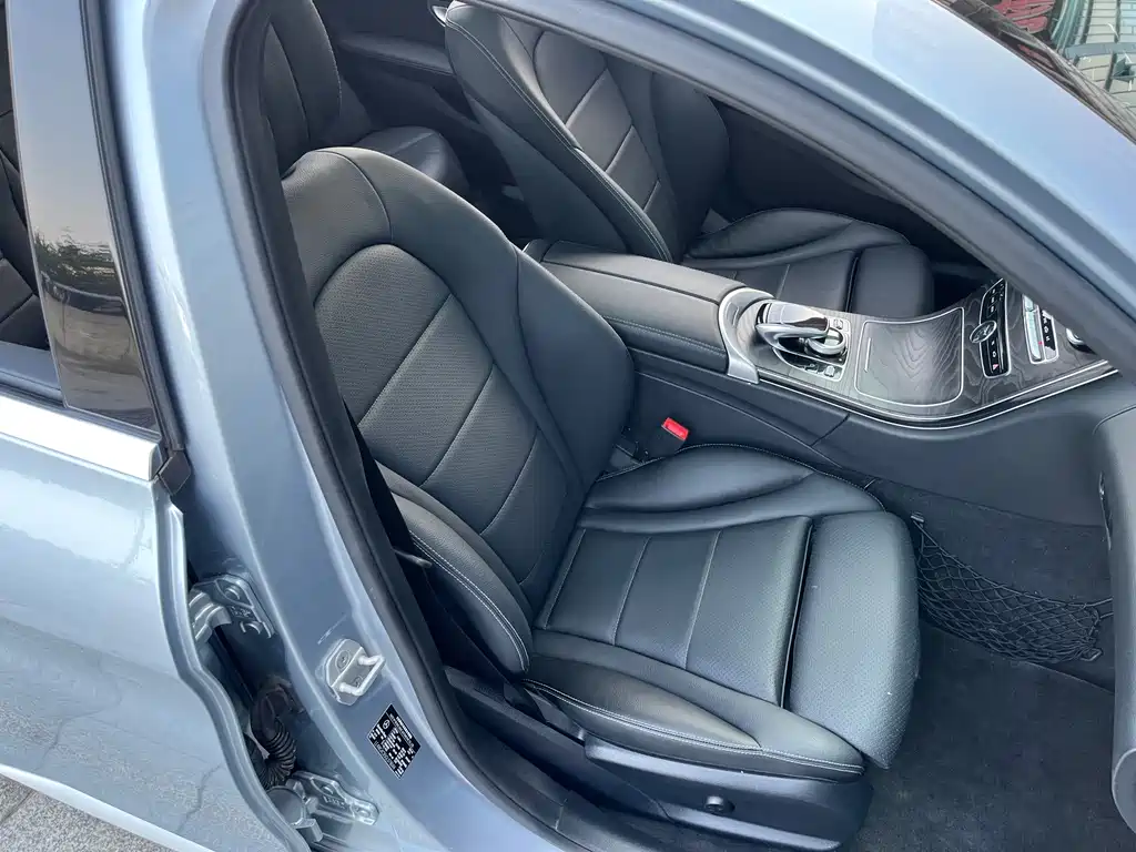 Mercedes-Benz C-Class — миниатюра 19