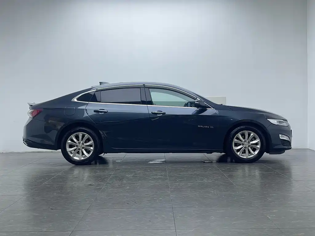 Chevrolet Malibu XL — миниатюра 7
