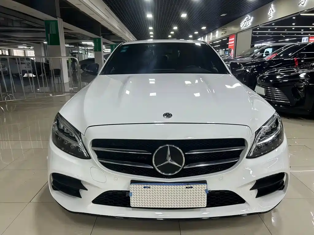 Mercedes-Benz C-Class — миниатюра 3