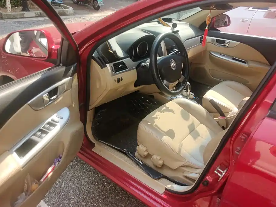 Buick Excelle — миниатюра 9