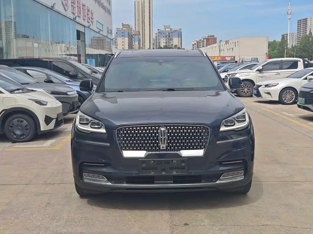 Lincoln Aviator — миниатюра 2