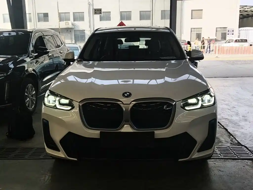 BMW iX3 — миниатюра 3
