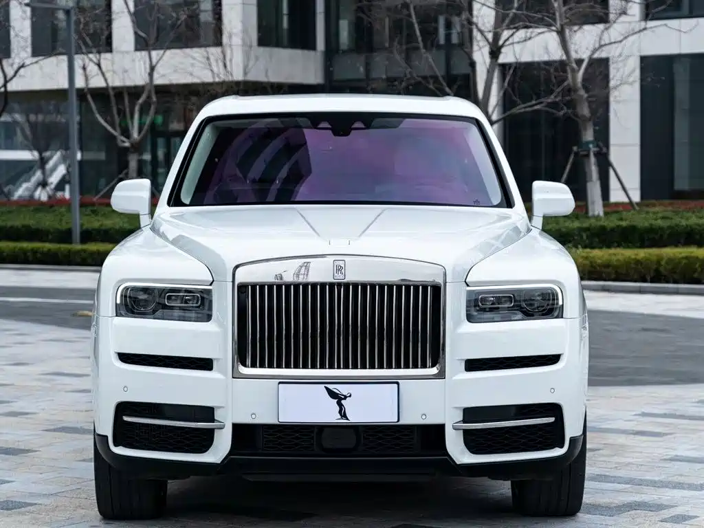 Rolls-Royce Cullinan — миниатюра 2