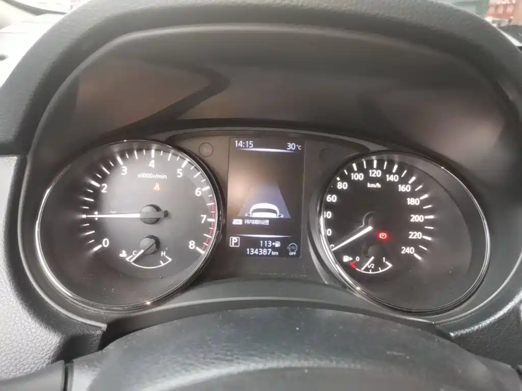 Nissan X-Trail — миниатюра 12