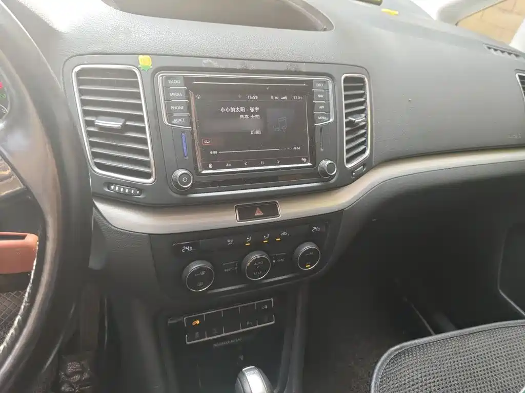 Volkswagen Sharan — миниатюра 6