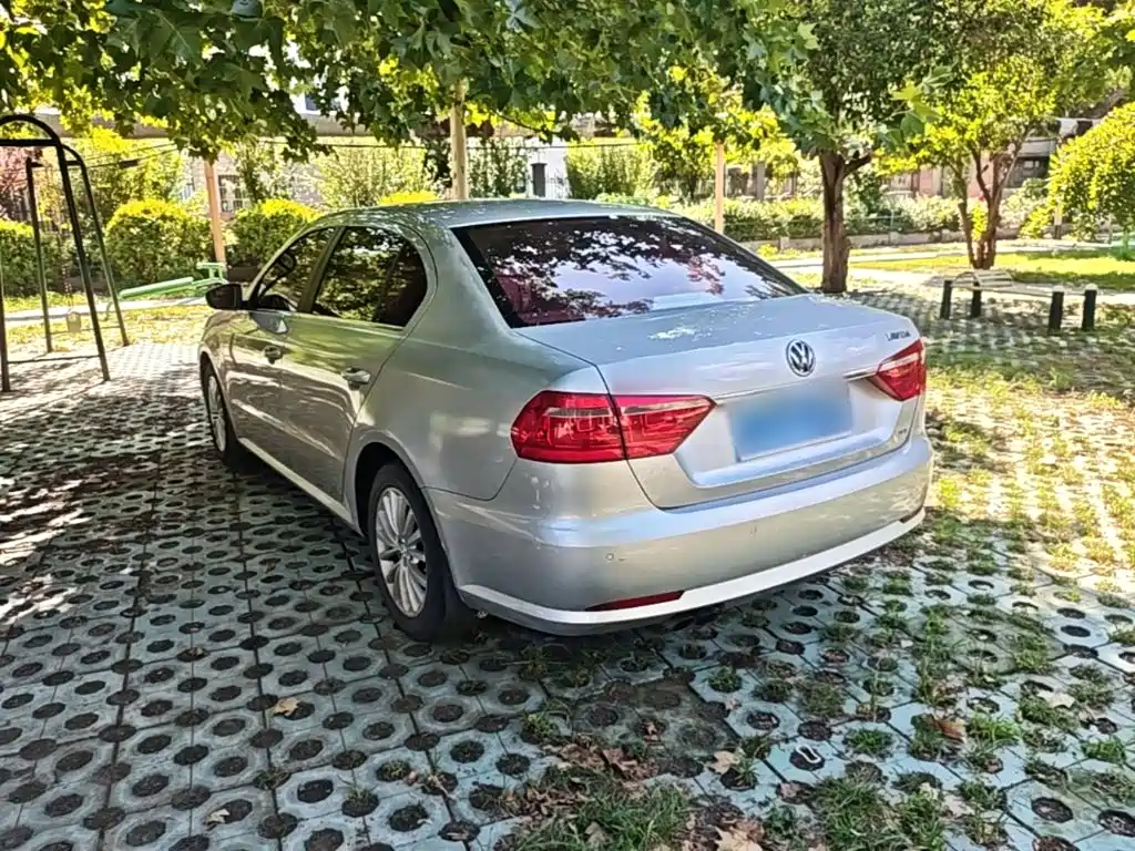 Volkswagen Lavida — миниатюра 5