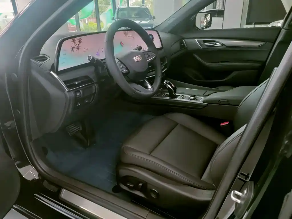 Cadillac CT5 — миниатюра 18