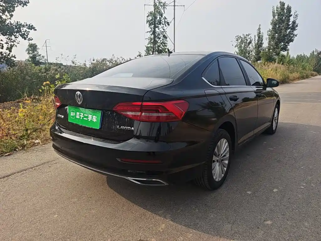 Volkswagen Lavida — миниатюра 7