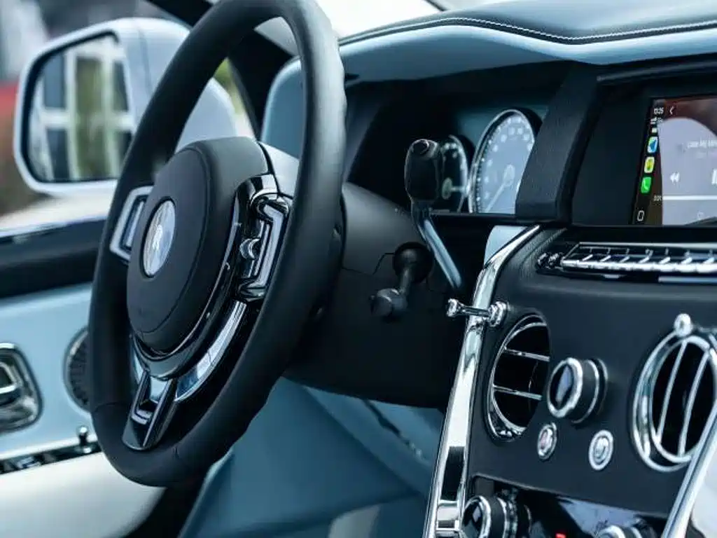 Rolls-Royce Cullinan — миниатюра 18