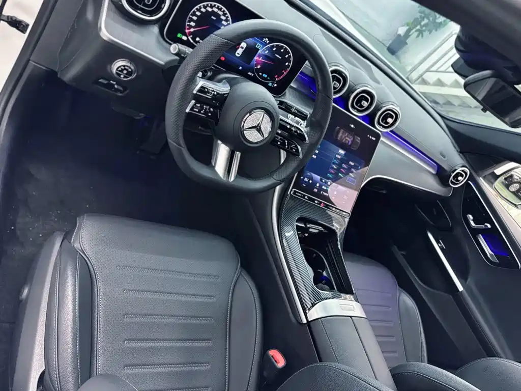 Mercedes-Benz C-Class — миниатюра 17
