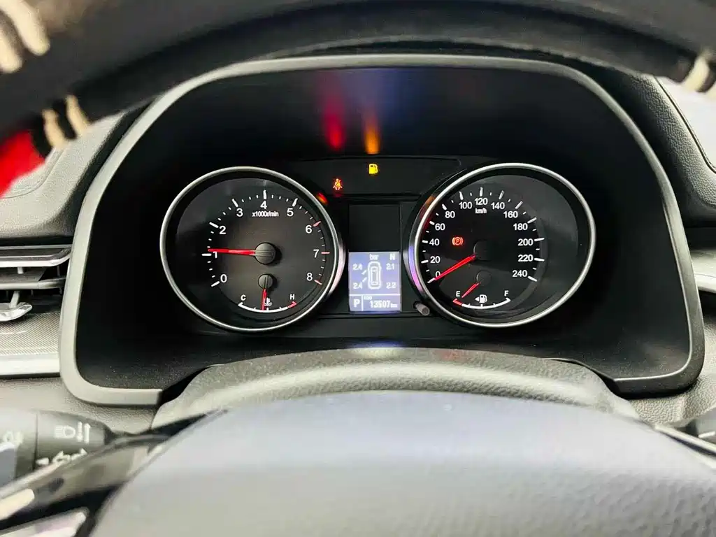 Haval M6 — миниатюра 11
