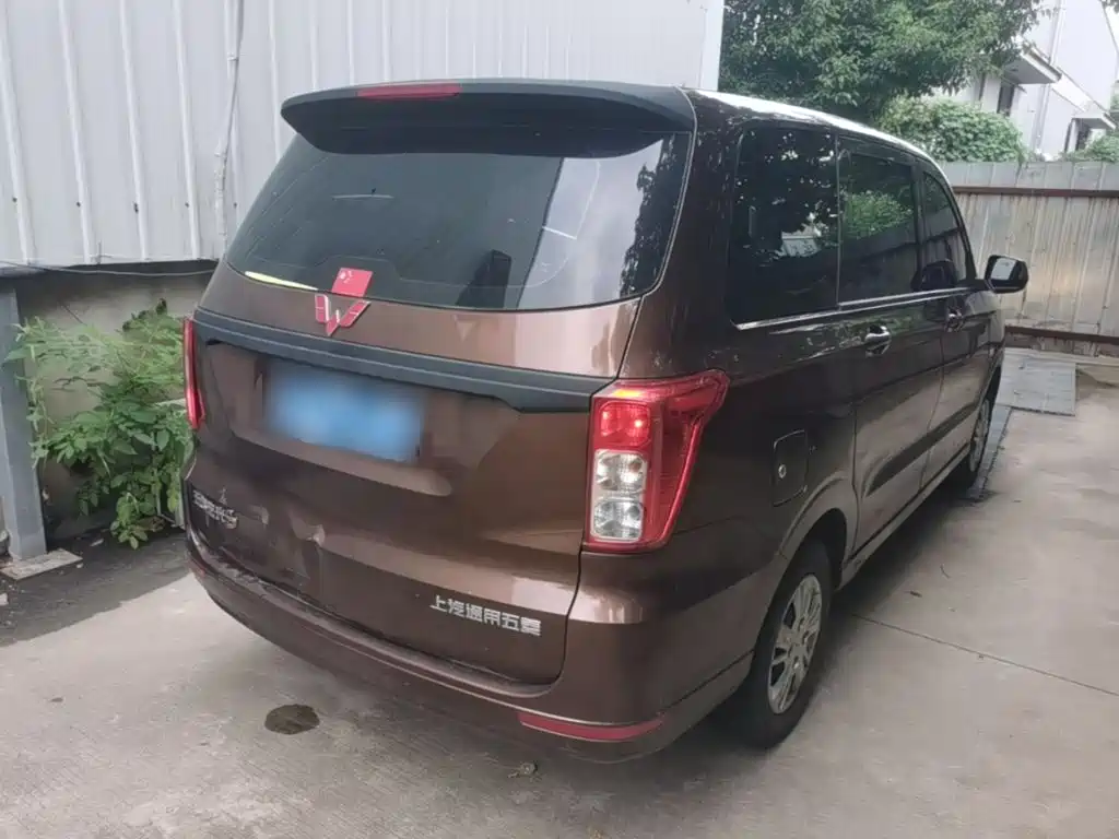 Wuling Hongguang — миниатюра 7