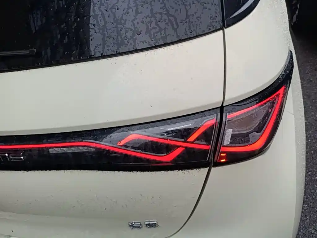 BYD Dolphin — миниатюра 8